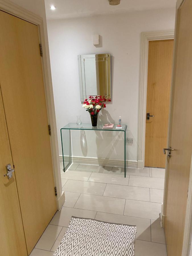 Stunning Marina Apartment Gosport Portsmouth Exterior foto