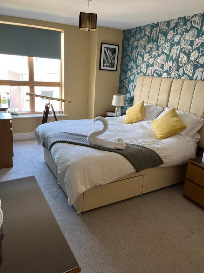 Stunning Marina Apartment Gosport Portsmouth Exterior foto