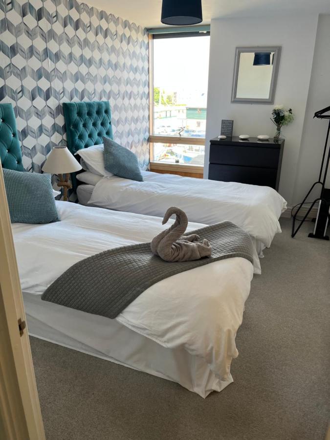 Stunning Marina Apartment Gosport Portsmouth Exterior foto